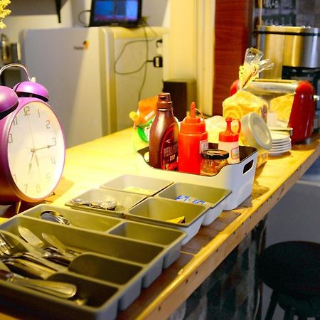 First Met Backpackers Hostel Чэндэ Экстерьер фото